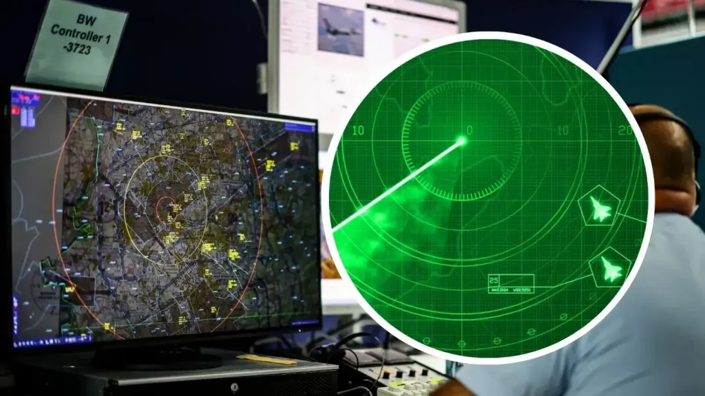 Elementos del tubo de ondas progresivas utilizado para amplificar señales de microondas Encyclopaedia Britannica/UIG via Getty Images / South China Morning Post