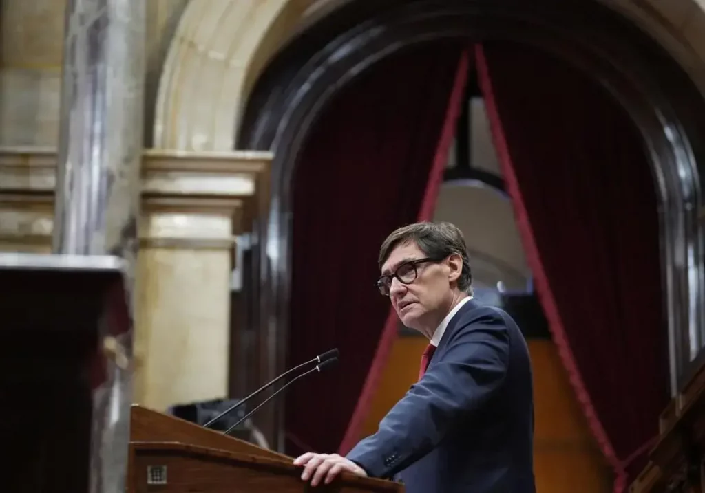 Salvador Illa interviene en el Debate de Política General en el Parlament