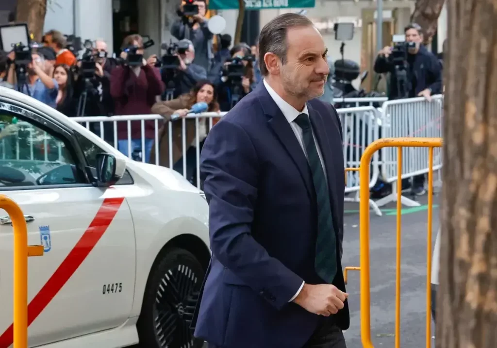 José Luis Ábalos llegando al Tribunal Supremo