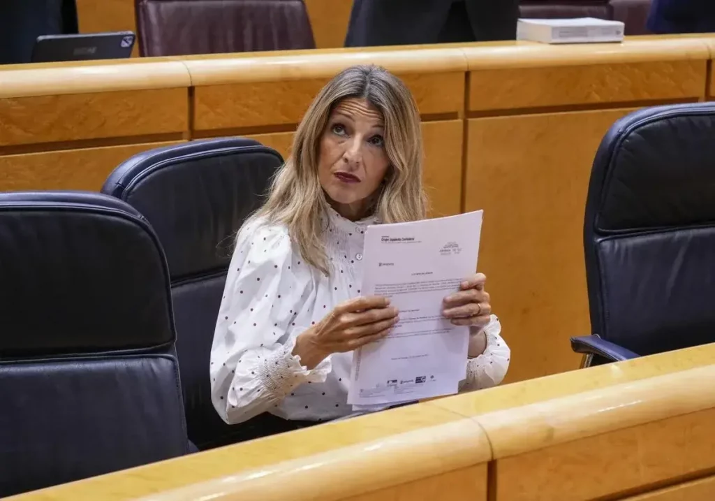 La vicepresidenta segunda del Gobierno, Yolanda Díaz, durante la sesión de control al Gobierno.