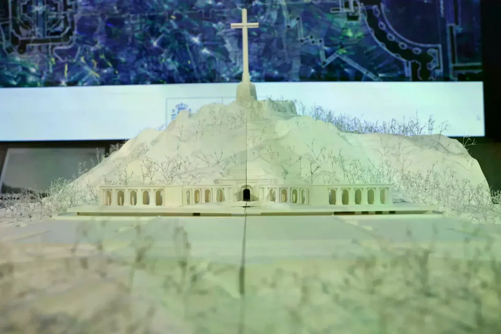 Maqueta del proyecto 'La base y la cruz'