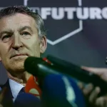 Alberto Núñez Feijóo a la salida de su acto en Madrid