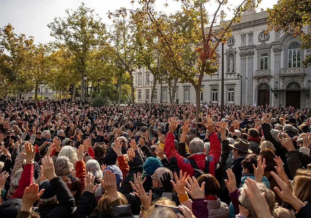 Vista de la manifestación este domingo en frente del Tribunal Supremo en Madrid