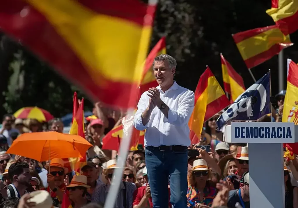 Feijóo, en la manifestación de junio del PP contra Sánchez