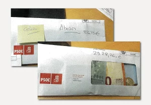 Imagen del sumario de los sobres con el anagrama del PSOE entregados a Ábalos y Koldo R.C.