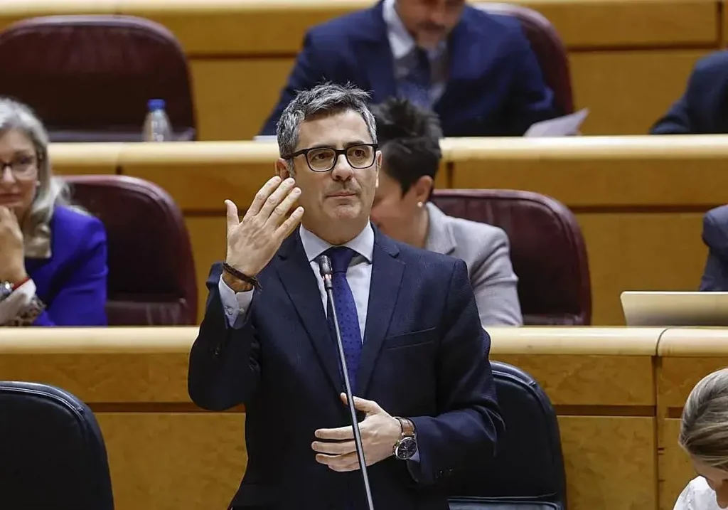 El ministro de Justicia, Félix Bolaños, durante su comparecencia en el Senado.