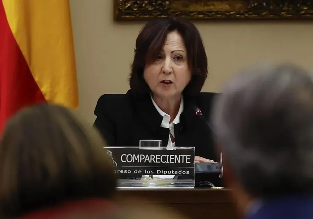 Teresa Peramato durante su comparecencia en el Congreso.