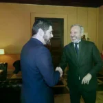 Azcón saluda a Nolasco antes de su reunión este viernes.