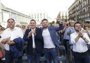 Junqueras, Otegi, Rufián y Aragonès, en un acto en Barcelona previo a las elecciones del 23-J.