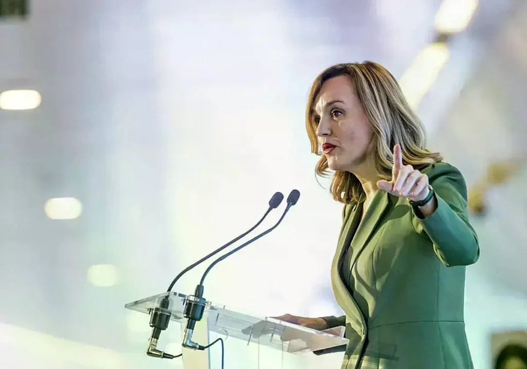 Pilar Alegría, ministra de Educación y portavoz del Gobierno.