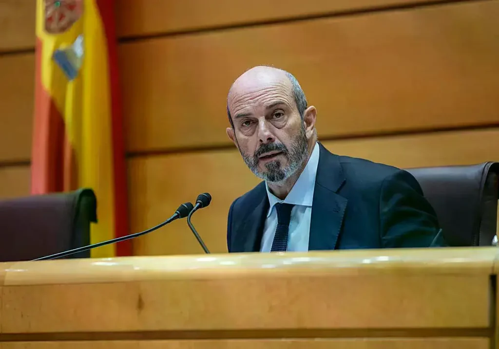El presidente del Senado, Pedro Rollán, durante una sesión plenaria.