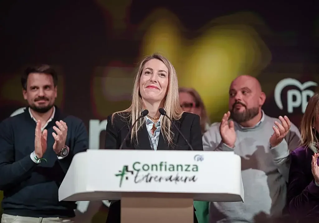 María Guardiola, tras conocer los resultados electorales.
