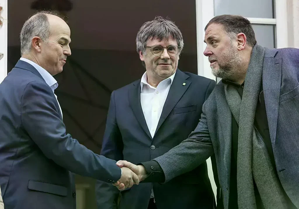 Jordi Turull, Carles Puigdemont y Oriol Junqueras, en enero en Waterloo.
