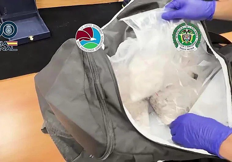 Imagen del alijo interceptado por la Policía Policía