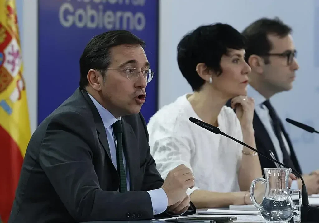 José Manuel Albares comparece tras la reunión del Consejo de Ministros