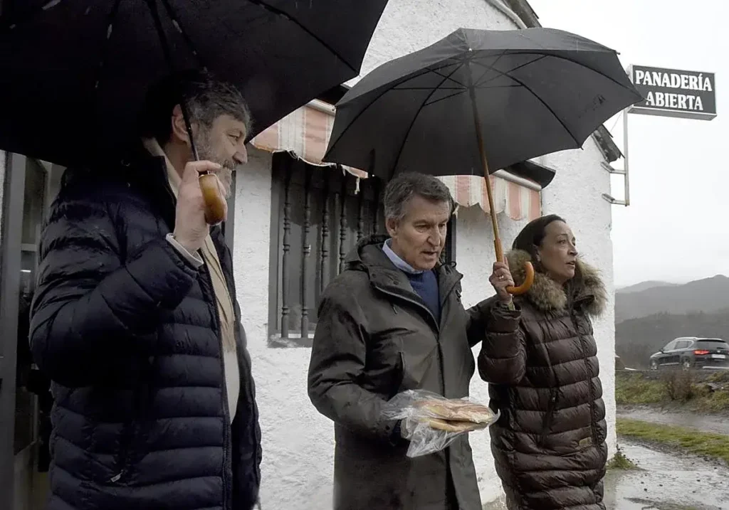 Feijóo, este sábado, durante su visita a Lanave (Huesca).