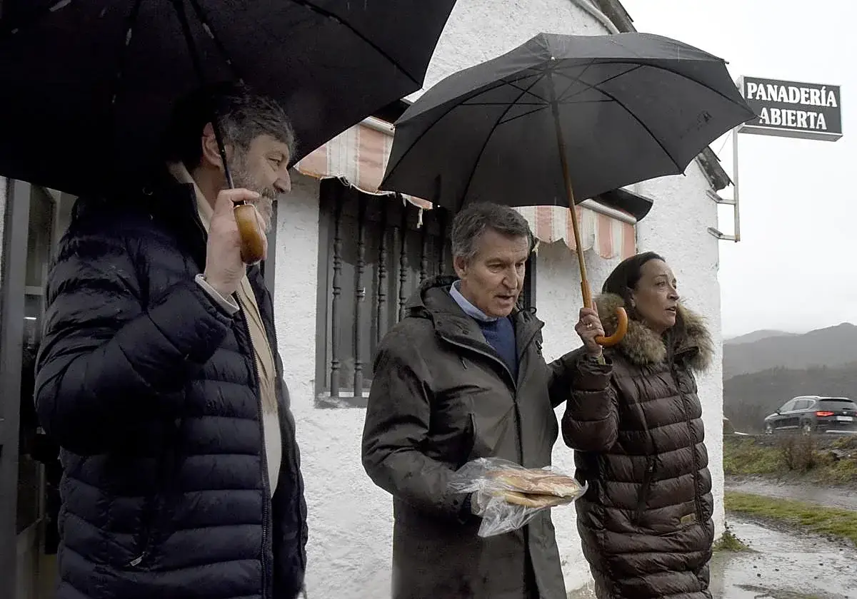 Feijóo, este sábado, durante su visita a Lanave (Huesca).