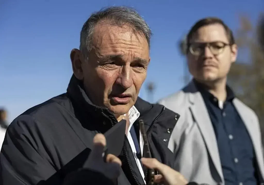 El portavoz adjunto de Sumar en el Congreso, Enrique Santiago.