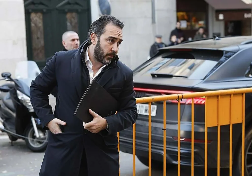 Víctor de Aldama a la entrada del Supremo Efe