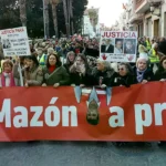Pancarta de la cabecera de la manifestación por la gestión política de la dana.