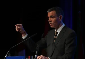 Pedro Sánchez durante su intervención en el congreso.