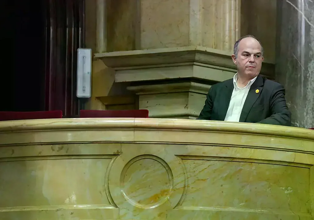 El secretario general de Junts, Jordi Turull, durante un pleno en el Parlament de Cataluña.