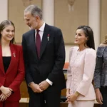 Los Reyes Felipe y Letizia, con la princesa Leonor y la infanta Sofía, en el Congreso.