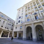 Fachada principal de la Audiencia Provincial de Sevilla.