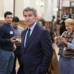 Alberto Núñez Feijóo a su salida del pleno del Congreso de los Diputados.