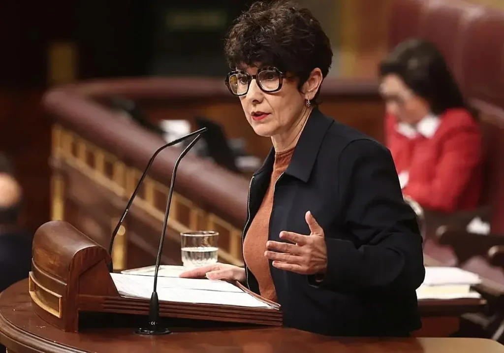 La portavoz del PNV en el Congreso, Maribel Vaquero, durante un pleno.