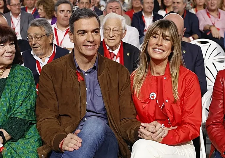 Pedro Sánchez y Begoña Gómez. Foto: Efe / LA VERDAD