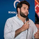 Carlo Giacomo Angrisano durante un mitin en Boadilla del Monte