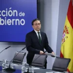 El ministro de Exteriores, José Manuel Albares, antes de comparecer en la Moncloa.