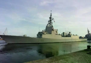 Fotografía de archivo de la fragata Cristóbal Colón.