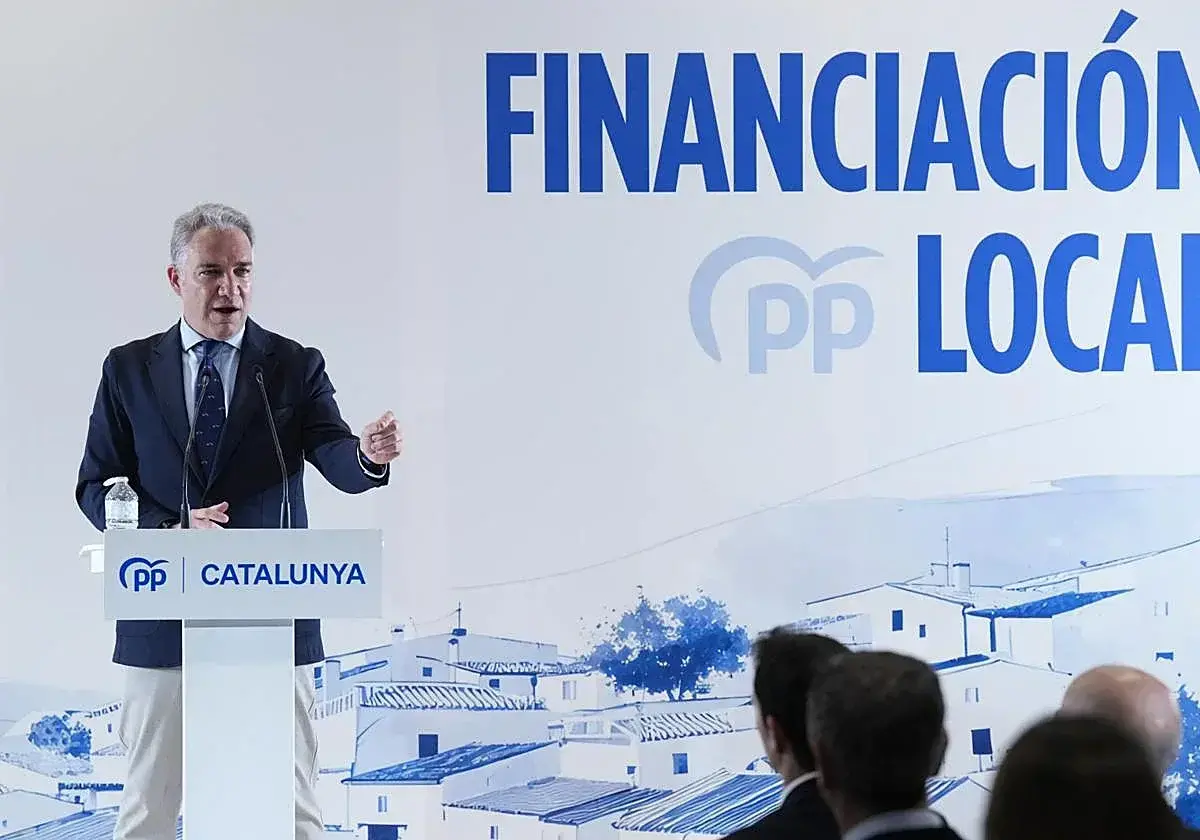 Elías Bendodo durante un acto del Partido Popular.