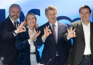 De izquierda a derecha: Azcón, Guardiola, Feijóo y Fernández Mañueco en la sede nacional del PP.