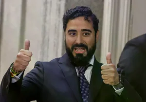 Luis 'Alvise' Pérez a su entrada en el Tribunal Supremo para declarar