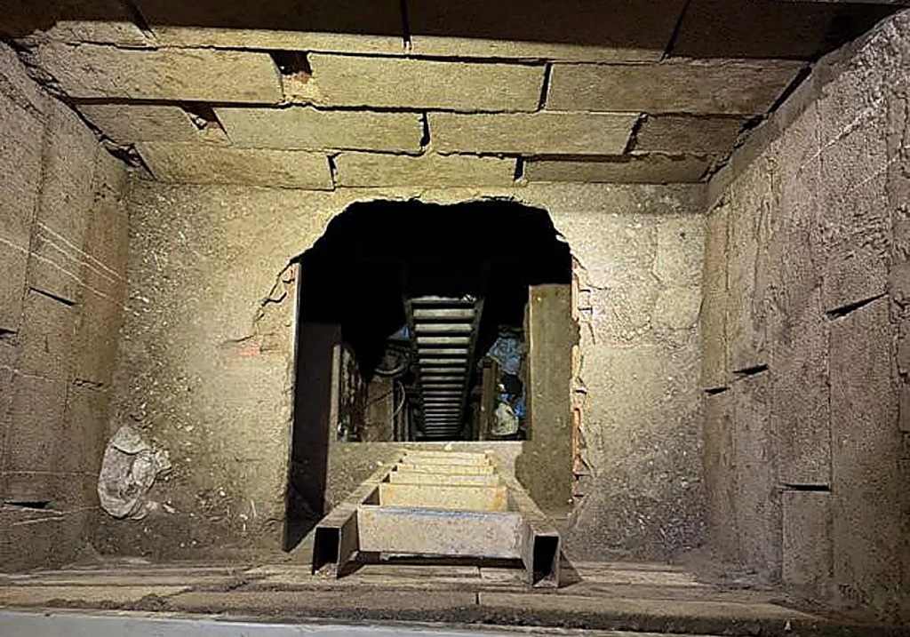 Imagen del interior del narco túnel encontrado hace un año en Ceuta por la Guardia Civil Guardia Civil / LA VERDAD