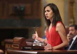 Ione Belarra, secretaria general de Podemos, en su comparecencia el pasado miércoles en la sesión de control del Gobierno.
