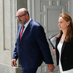 Cristina de la Hoz con Koldo García. (Efe)