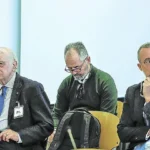 El exministro del Interior Jorge Fernández Díaz y su número dos, Francisco Martínez, en el primer día del juicio del 'caso Kitchen'.