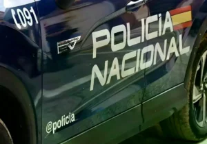 Imagen de archivo de un coche de policía.