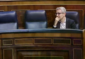 El ministro de Hacienda, Arcadi España, este martes en el Congreso.