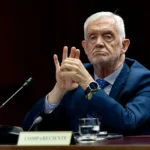 Manuel Llamas en el Senado este viernes. (R.C.)